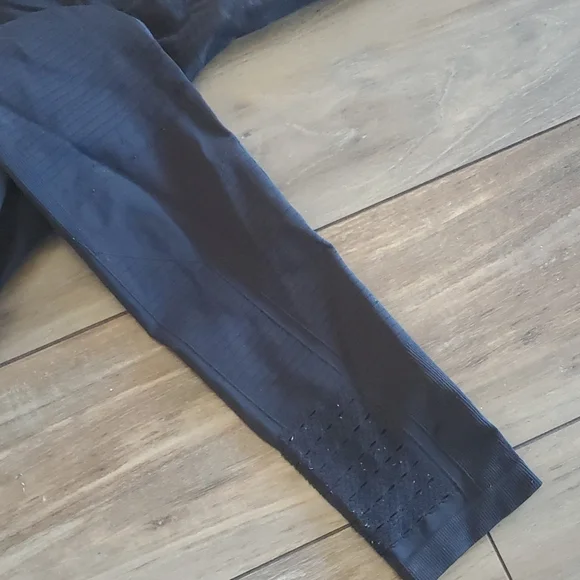 SOLD Gymshark Womens Athletic Leggings High Rise Pants sz S - Picture 10 of 11